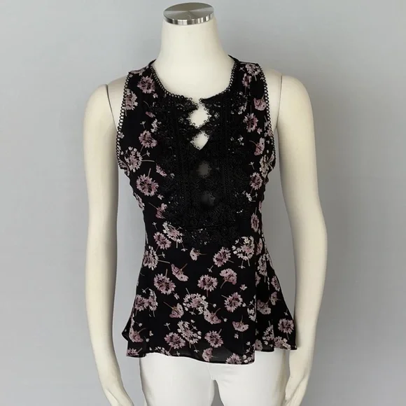 NWOT WHBM Floral Lace Print Top Size XS Petite - Picture 6 of 16